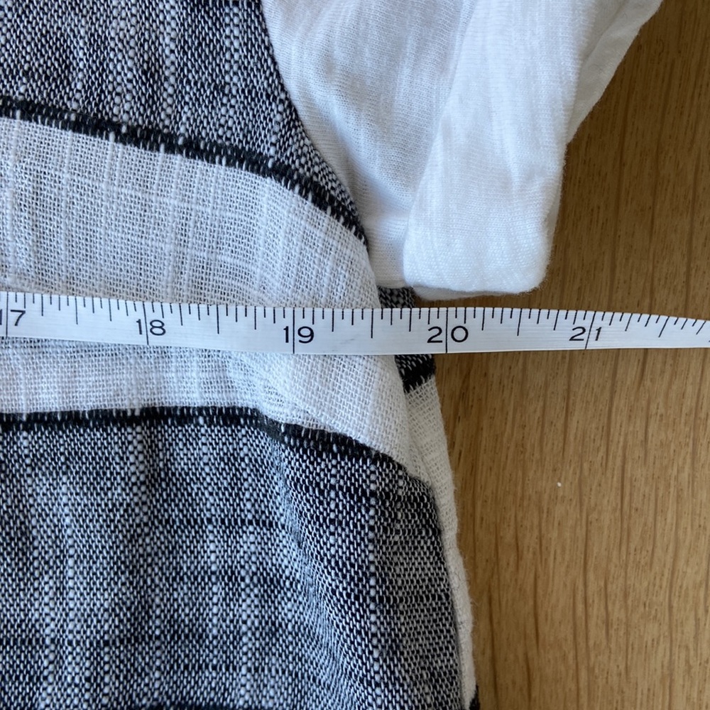 Doe & Rae Striped Linen Shirt - Picture 4 of 8